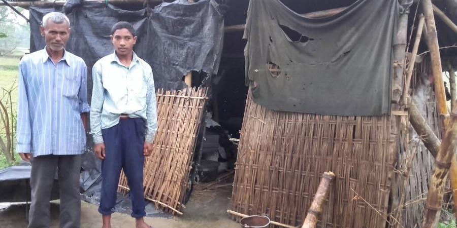 চন্দ্ৰেশ্বৰৰ গাহৰিৰ গৰাল সদৃশ ঘৰটো, ফটোঃ ৰাজ কিশোৰ চন্দ্ৰেশ্বৰৰ গাহৰিৰ গৰাল সদৃশ ঘৰটো, ফটোঃ ৰাজ কিশোৰ